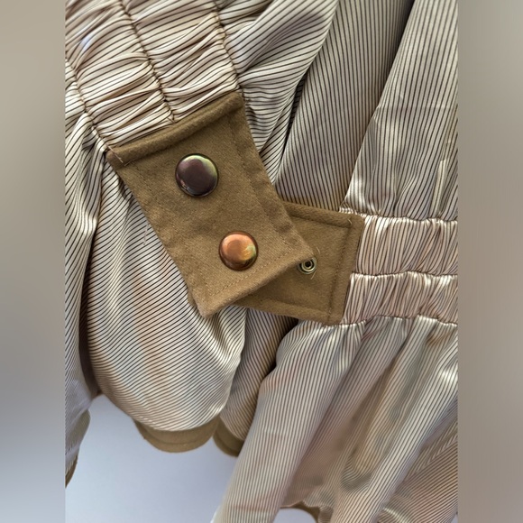 Anthropologie SUNNER Camel Gold Cinched Waist Snap Button Down Wool Cape Sz M - Picture 7 of 9